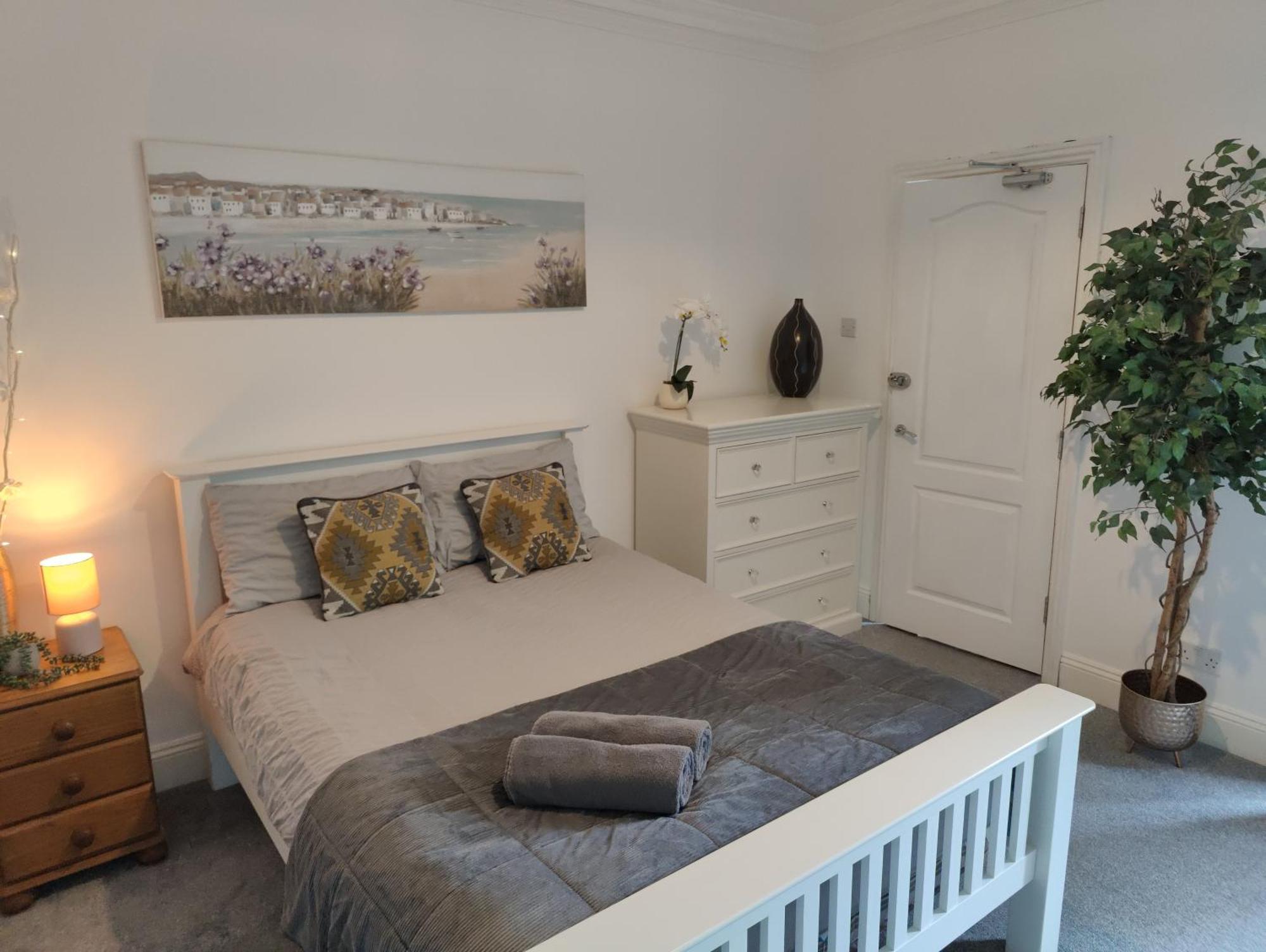 Cosy Bee And Apartment Bournemouth Exterior photo